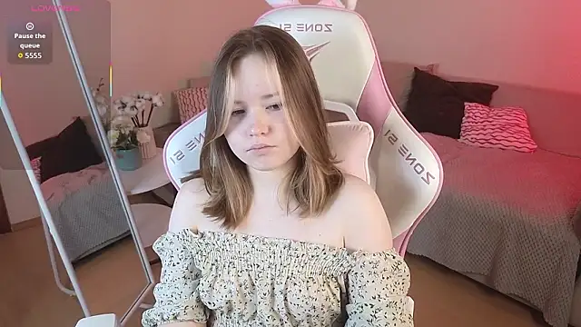 Snapshot of Sweetie_Hope chatting on February 2026 04:23:01 PM Sweetie Hope online show from February 2026 04:23:01 PM