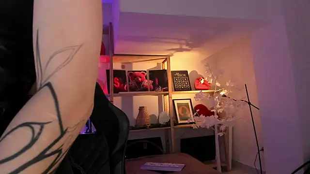 Sima Wendy online show from November 2025 07:13:02 AM