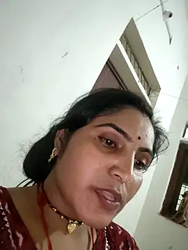 LUCKY cut online show from April 2026 03:03:01 PM