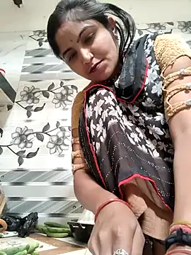 Snapshot of LUCKY_cut chatting on May 2026 02:50:02 AM LUCKY cut online show from May 2026 02:50:02 AM