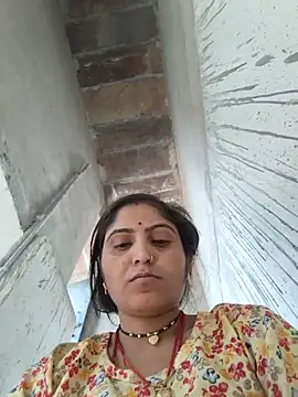 Snapshot of LUCKY_cut chatting on June 2026 06:26:01 AM LUCKY cut online show from June 2026 06:26:01 AM
