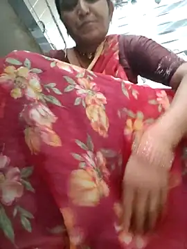 Snapshot of LUCKY_cut chatting on June 2026 01:50:01 AM LUCKY cut online show from June 2026 01:50:01 AM