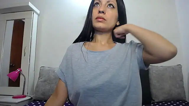 Snapshot of Taylormegan chatting on October 2025 11:56:02 PM Taylormegan online show from October 2025 11:56:02 PM