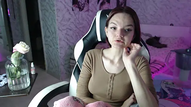 Kitti study online show from September 2025 03:25:01 PM