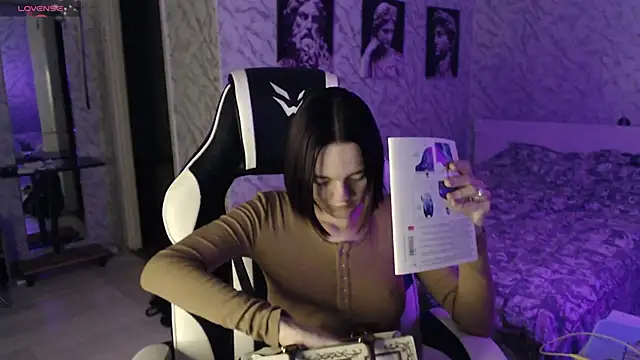 Kitti study online show from October 2025 09:51:01 AM