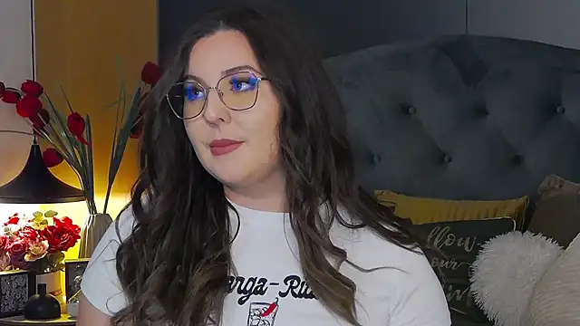 Snapshot of Mia_Swano chatting on November 2025 12:35:01 AM Mia Swano online show from November 2025 12:35:01 AM