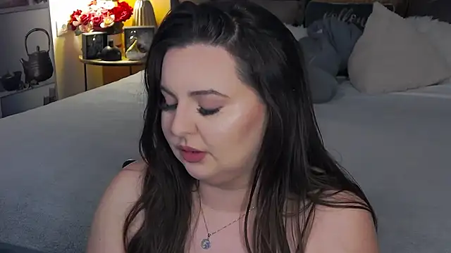 Snapshot of Mia_Swano chatting on November 2025 12:57:01 AM Mia Swano online show from November 2025 12:57:01 AM