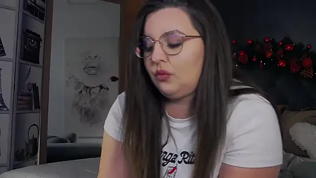 Snapshot of Mia_Swano chatting on December 2025 01:14:02 AM Mia Swano online show from December 2025 01:14:02 AM