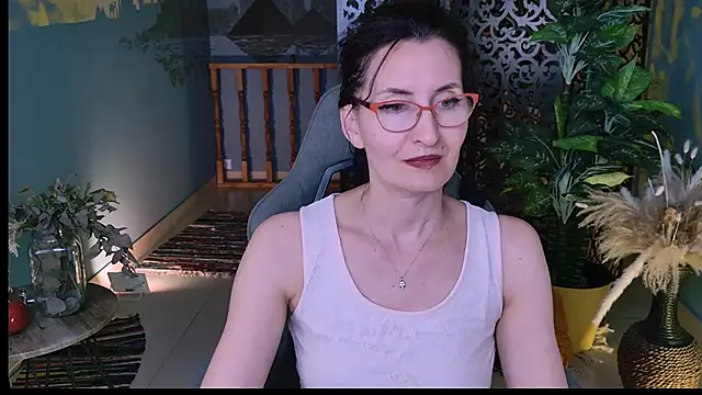 Snapshot of UnaTerra chatting on December 2025 05:29:01 PM UnaTerra online show from December 2025 05:29:01 PM