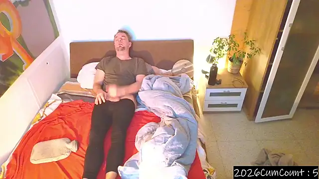 EdelHolz91 online show from January 2026 04:26:02 AM