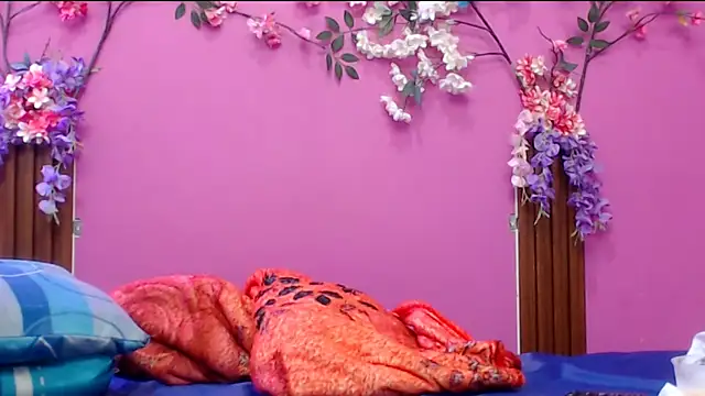 Snapshot of skinnysofia18 chatting on November 2025 12:58:02 PM skinnysofia18 online show from November 2025 12:58:02 PM