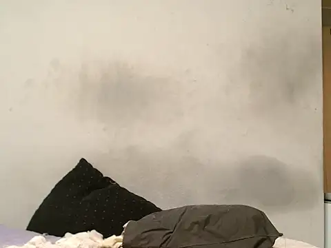 Snapshot of ROYALASS25 chatting on September 2025 04:01:02 AM ROYALASS25 online show from September 2025 04:01:02 AM