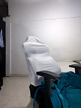 karly hot  online show from March 2026 12:36:02 AM