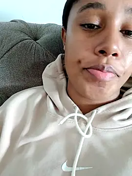 MoniqueMulberry online show from December 2025 07:31:01 PM