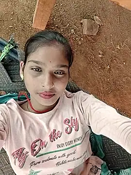 Snapshot of Yatiksha_Beby chatting on September 2025 08:02:02 AM Yatiksha Beby online show from September 2025 08:02:02 AM