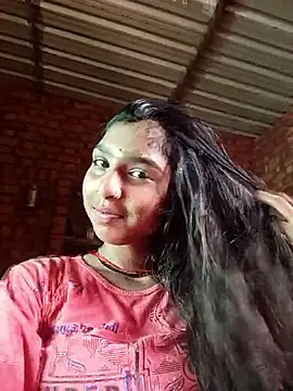 Snapshot of Yatiksha_Beby chatting on September 2025 07:52:02 AM Yatiksha Beby online show from September 2025 07:52:02 AM