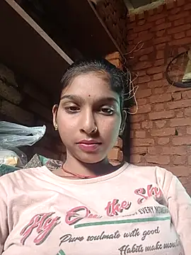 Snapshot of Yatiksha_Beby chatting on October 2025 07:31:02 AM Yatiksha Beby online show from October 2025 07:31:02 AM
