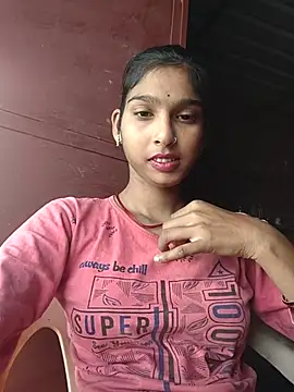 Snapshot of Yatiksha_Beby chatting on November 2025 06:12:01 AM Yatiksha Beby online show from November 2025 06:12:01 AM