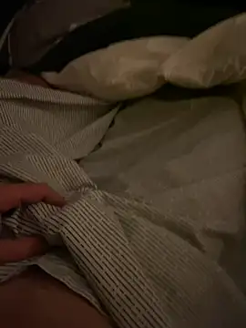 blusky07 online show from November 2025 02:31:02 AM