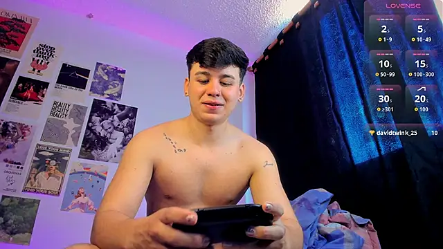 Gingertwink n online show from November 2025 04:33:01 PM