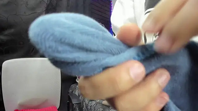 CrisabellssEden online show from November 2025 12:59:03 PM