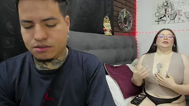 CrisabellssEden online show from December 2025 07:10:02 PM