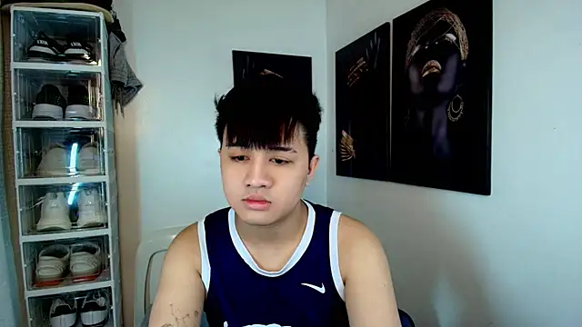 KentAivan online show from September 2025 04:56:02 PM