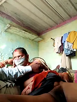 CUTE-004 online show from February 2026 10:33:01 AM