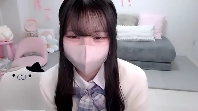 Snapshot of moka-neko chatting on January 2026 01:37:02 PM moka-neko online show from January 2026 01:37:02 PM