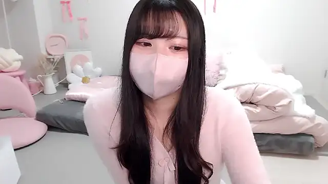 Snapshot of moka-neko chatting on February 2026 01:55:01 PM moka-neko online show from February 2026 01:55:01 PM