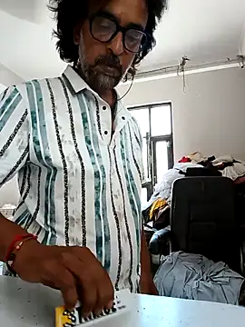 Snapshot of malhotra21 chatting on September 2025 09:14:02 AM malhotra21 online show from September 2025 09:14:02 AM