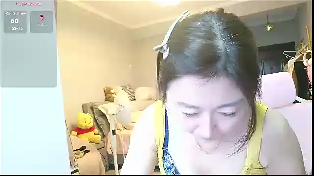 Diva VVN online show from November 2025 11:47:01 PM