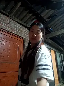 siki-00 online show from October 2025 11:42:02 AM