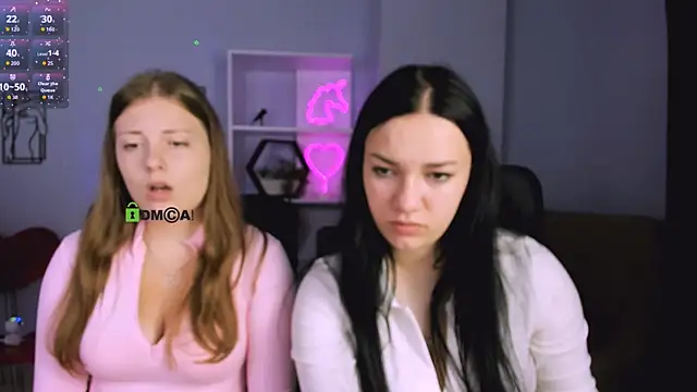 melani bumm online show from October 2025 07:04:02 AM