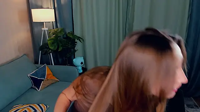 LaritaYoseph online show from October 2025 05:02:02 PM