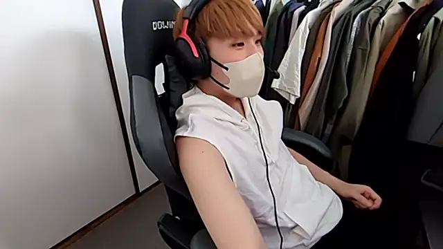 yuton 2525 online show from June 2026 04:04:02 AM
