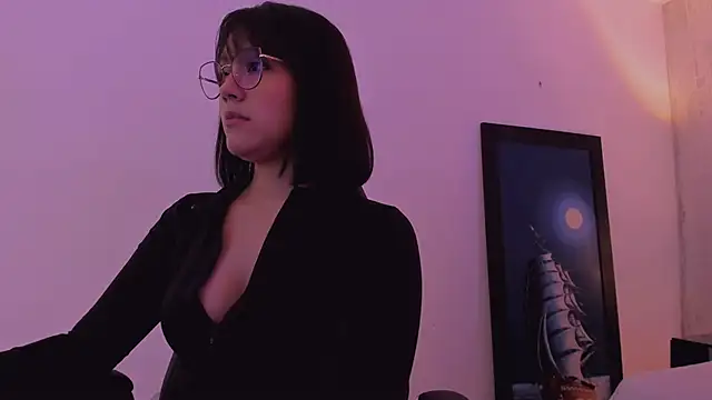 Snapshot of AnnaraLein chatting on November 2025 03:28:01 AM AnnaraLein online show from November 2025 03:28:01 AM