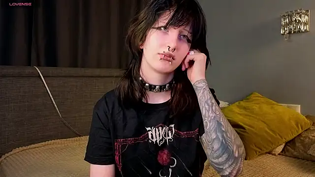 KandraCruser online show from December 2025 08:04:02 PM