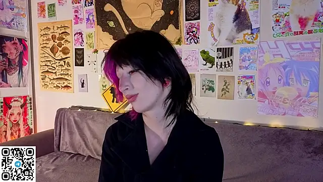 Snapshot of KandraCruser chatting on May 2026 08:06:02 PM KandraCruser online show from May 2026 08:06:02 PM
