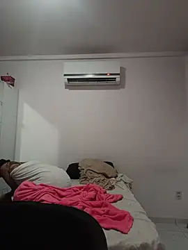 ApenasLys online show from January 2026 06:24:02 PM