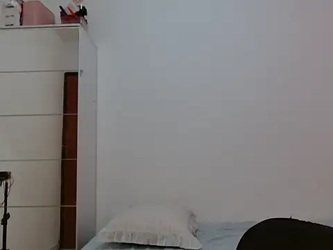 ApenasLys online show from July 2026 01:55:01 AM