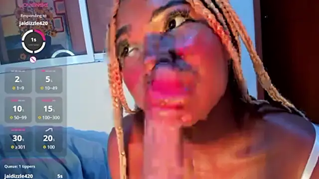 SophiaBloss online show from May 2026 07:46:02 AM
