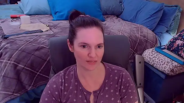 ninajaymes online show from October 2025 09:28:02 PM