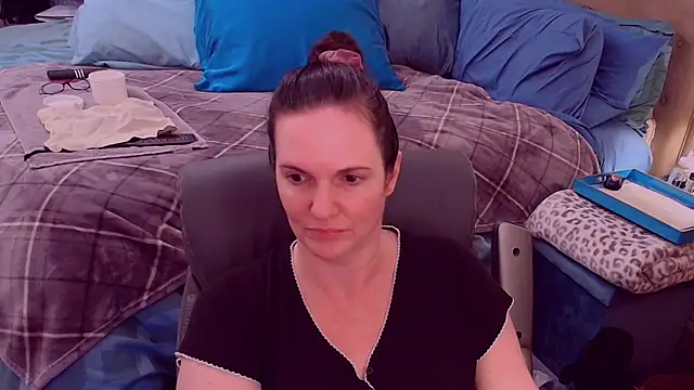 ninajaymes online show from December 2025 02:27:01 AM