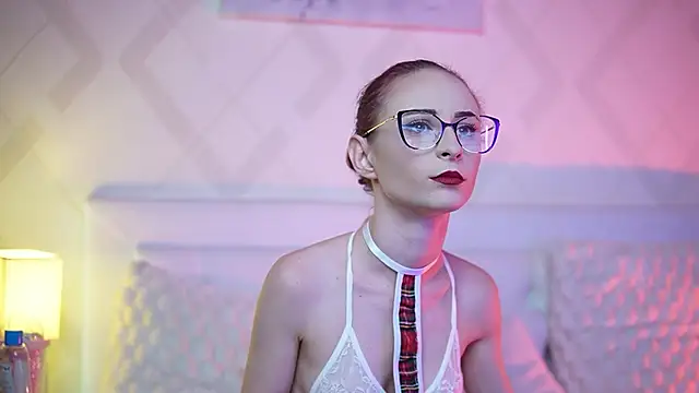 Snapshot of SaraiAngel chatting on September 2025 08:54:01 PM SaraiAngel online show from September 2025 08:54:01 PM