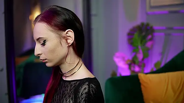 Snapshot of SaraiAngel chatting on November 2025 09:59:01 PM SaraiAngel online show from November 2025 09:59:01 PM