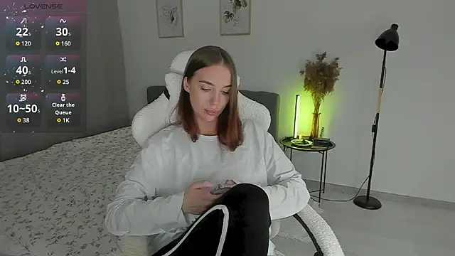 LovelyKaya online show from October 2025 03:23:02 PM