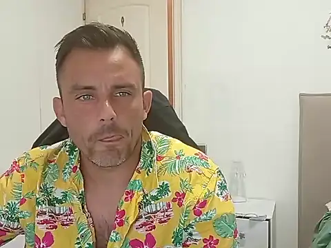 Captianamericablue online show from September 2025 03:28:02 PM