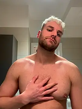 TheKevinboy online show from November 2025 01:39:01 AM