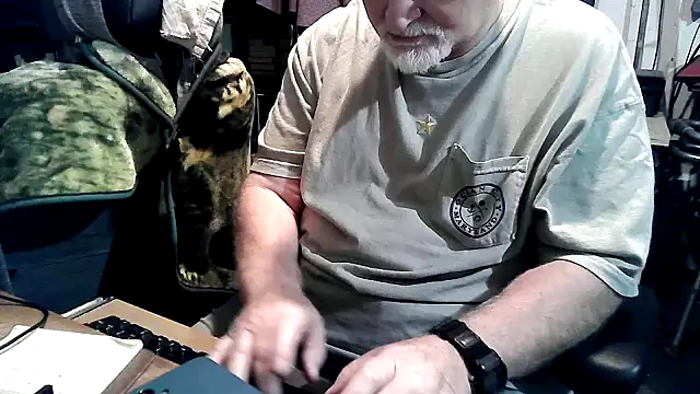 georgew62 online show from September 2025 02:35:01 AM